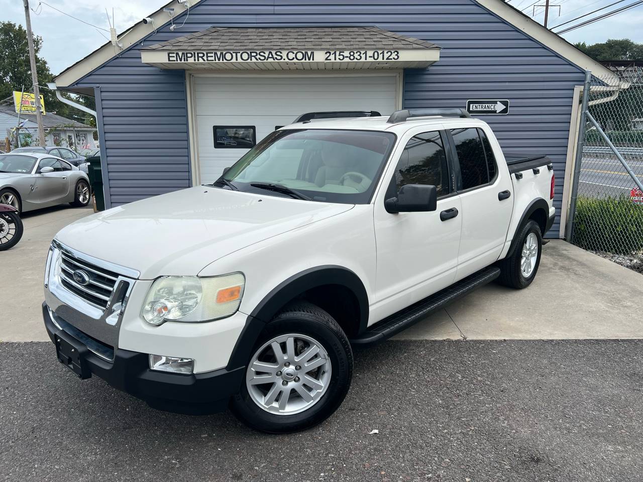 2009 Ford Explorer Sport Trac XLT — Pickup Truck — 122,739 mi — Croydon, PA