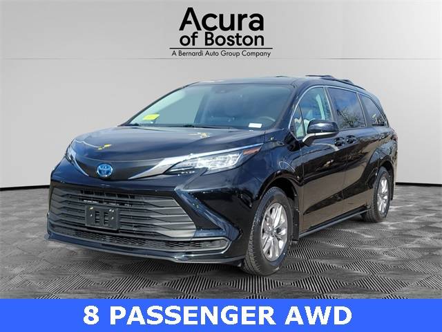 2022 Toyota Sienna LE — Minivan — 54,639 mi — Brighton, MA