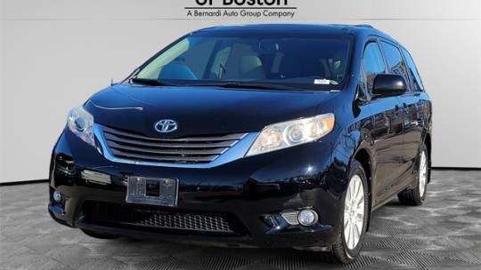 2013 Toyota Sienna XLE — Minivan — 115,682 mi — Brighton, MA