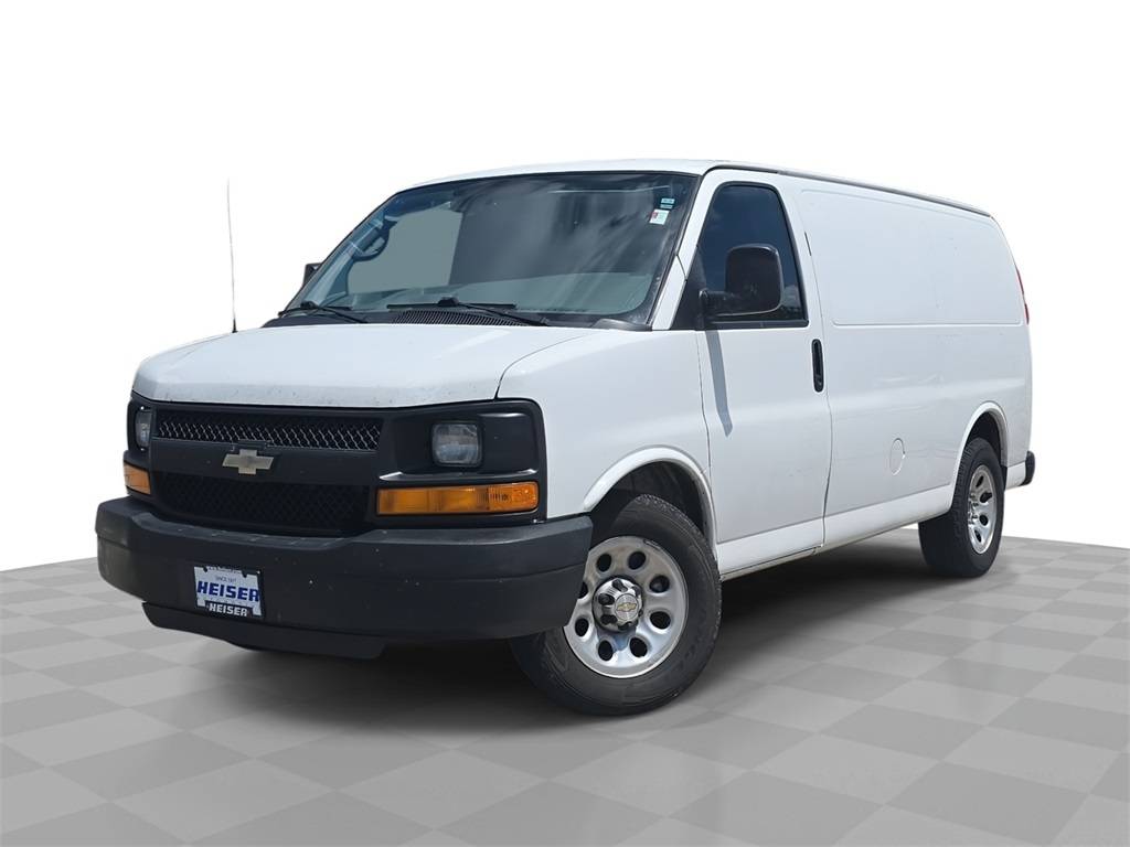 2013 Chevrolet Express Cargo Van Base — Cargo Van — 153,257 mi — Milwaukee, WI