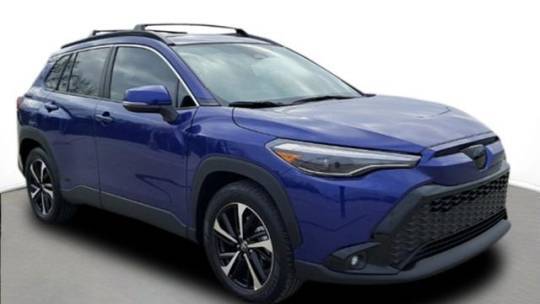 2024 Toyota Corolla Cross Hybrid XSE — SUV — 5,655 mi — Milwaukee, WI