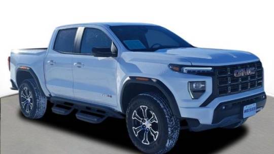 2023 GMC Canyon AT4 — Pickup Truck — 10,356 mi — Milwaukee, WI