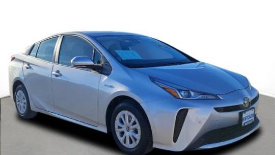 2022 Toyota Prius LE — Hatchback — 9,121 mi — Milwaukee, WI