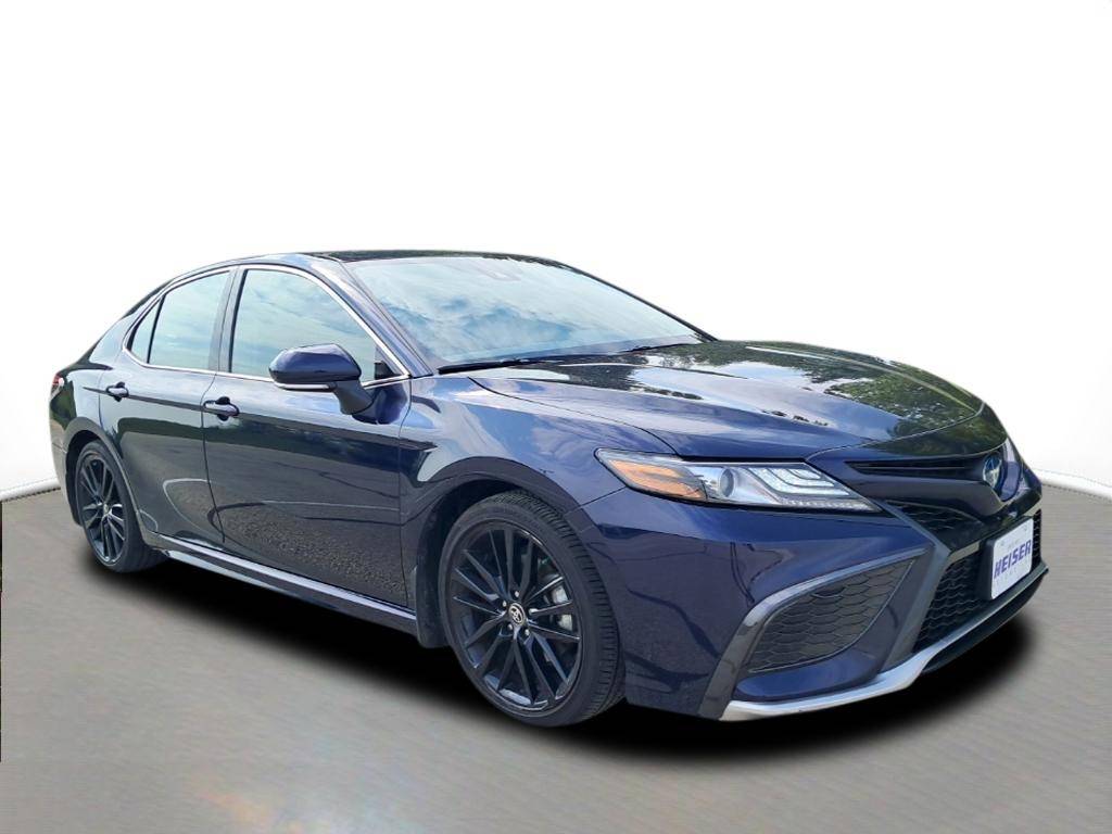 2022 Toyota Camry Hybrid XSE — Sedan — 21,777 mi — Milwaukee, WI