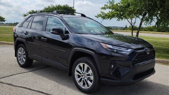 2024 Toyota RAV4 XLE Premium — SUV — 3,332 mi — Milwaukee, WI