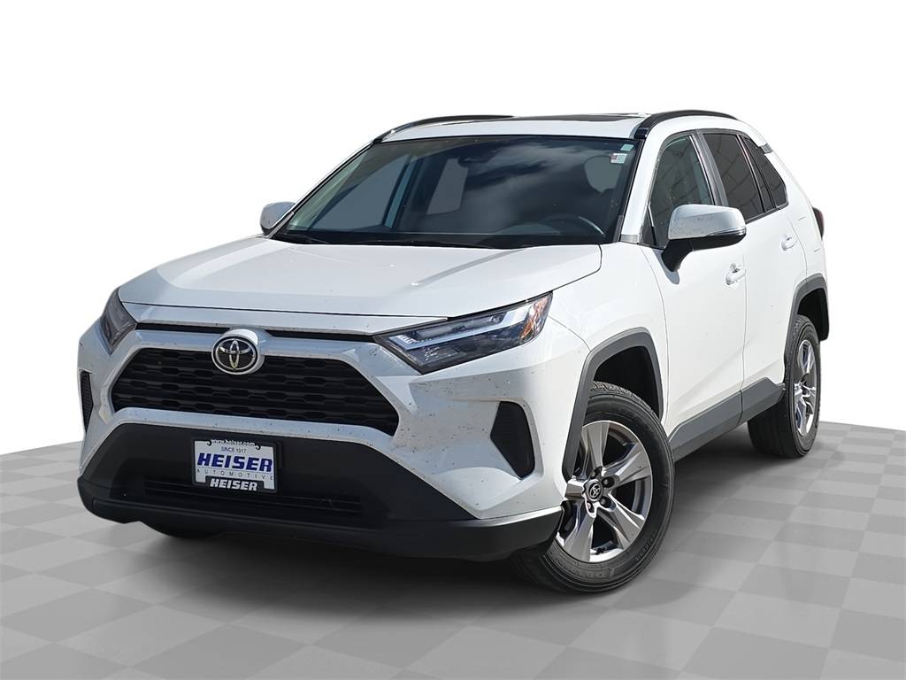 2023 Toyota RAV4 XLE — SUV — 38,701 mi — Milwaukee, WI