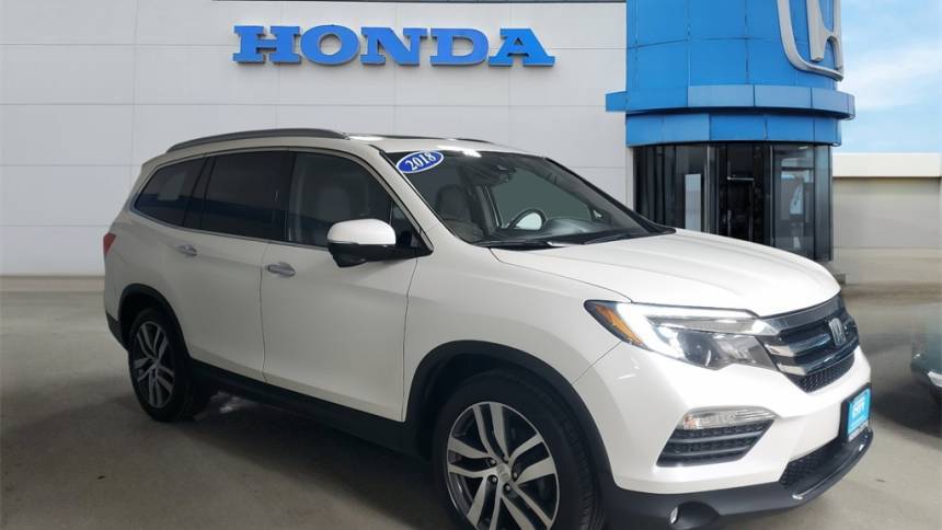 2018 Honda Pilot Touring — SUV — 76,882 mi — Chicago, IL