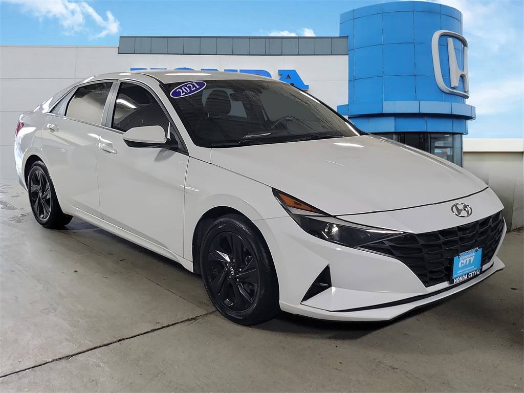 2021 Hyundai Elantra SEL — Sedan — 93,123 mi — Chicago, IL