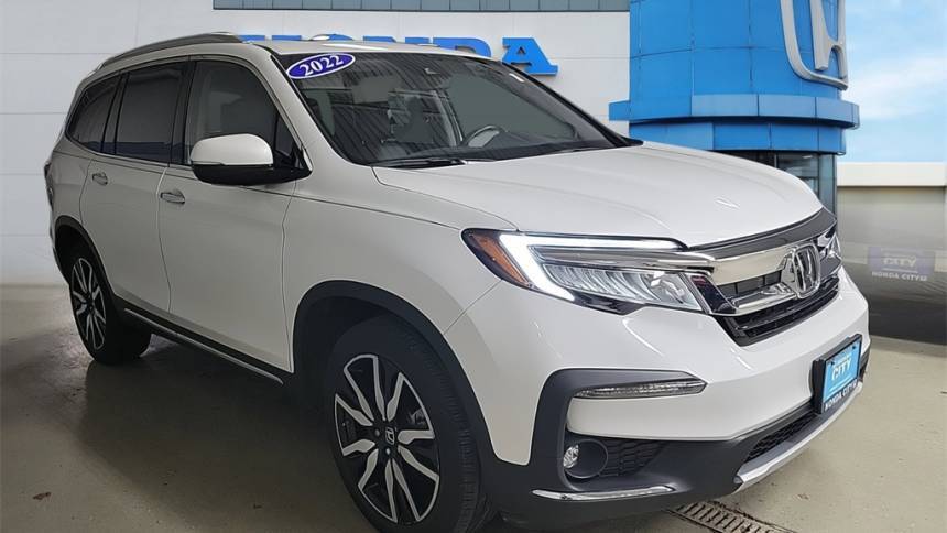 2022 Honda Pilot Touring — SUV — 32,098 mi — Chicago, IL