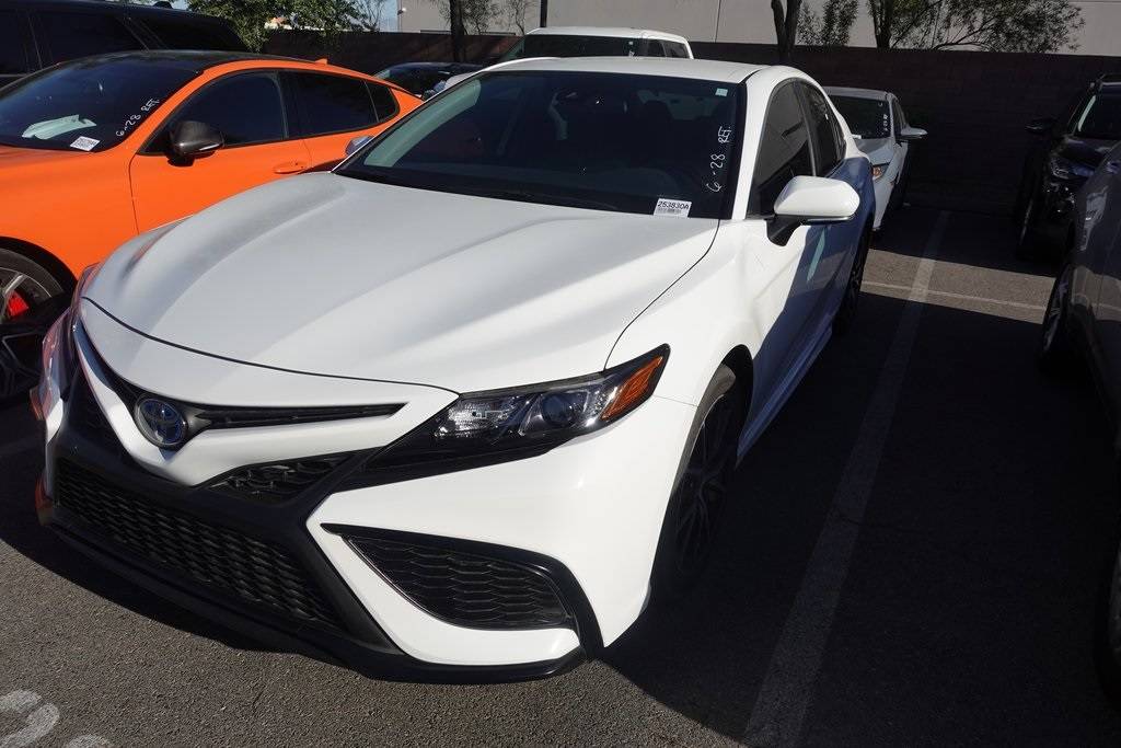 2023 Toyota Camry Hybrid SE — Sedan — 21,783 mi — Henderson, NV