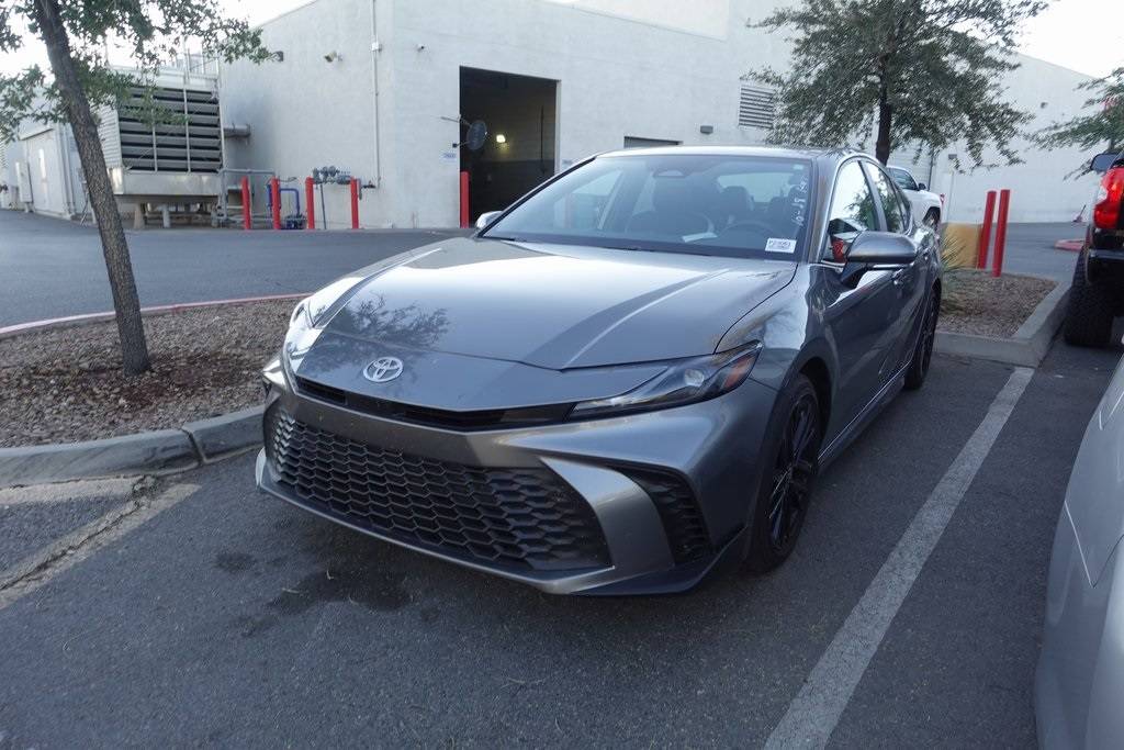 2025 Toyota Camry Hybrid SE — Sedan — 13,075 mi — Henderson, NV