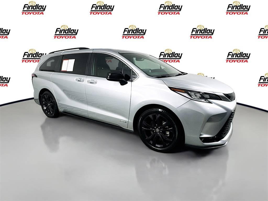 2021 Toyota Sienna XSE — Minivan — 16,901 mi — Henderson, NV