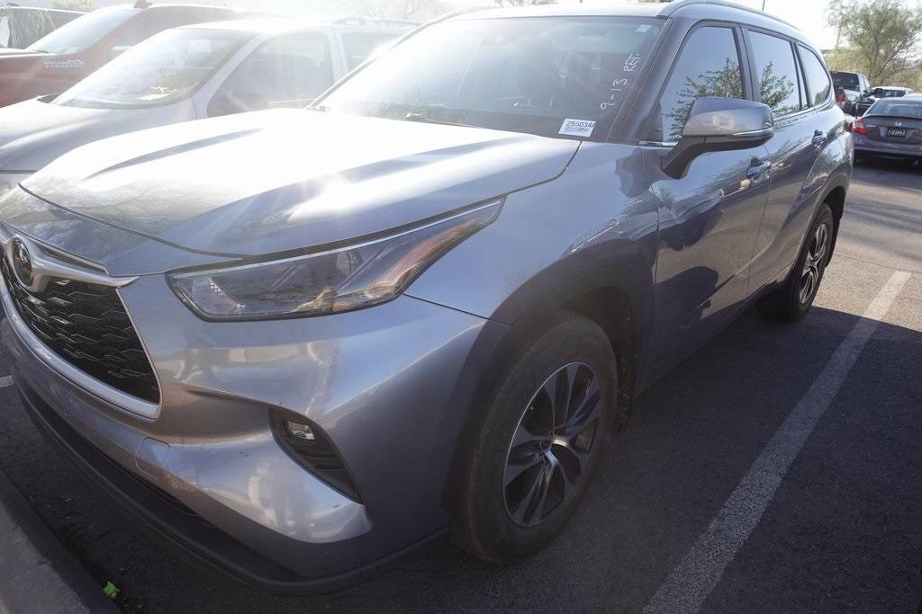 2024 Toyota Highlander XLE — SUV — 22,905 mi — Henderson, NV