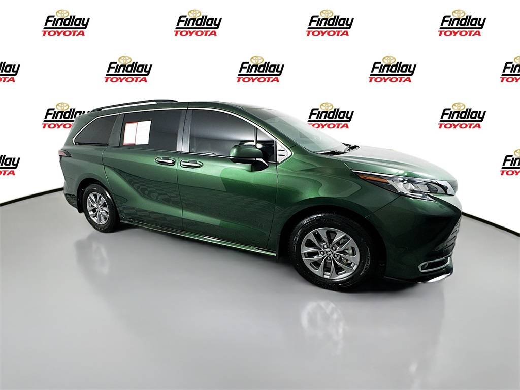 2022 Toyota Sienna XLE — Minivan — 74,046 mi — Henderson, NV