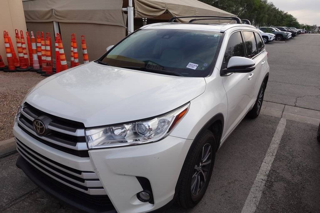 2017 Toyota Highlander XLE — SUV — 102,806 mi — Henderson, NV