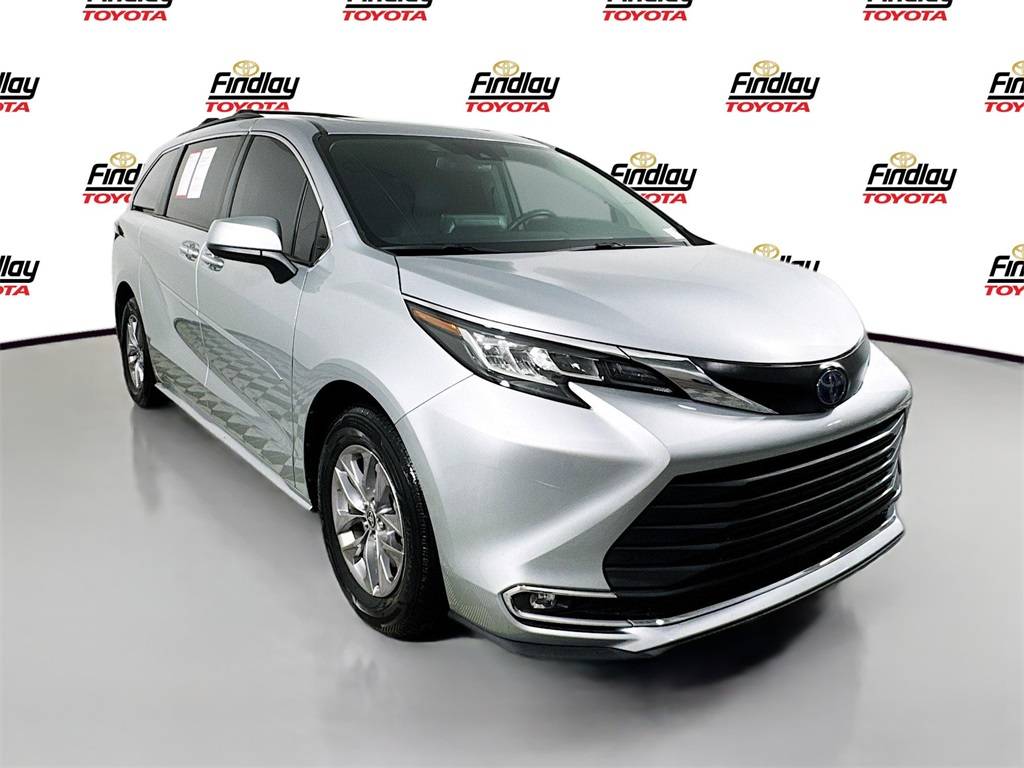 2022 Toyota Sienna XLE — Minivan — 48,514 mi — Henderson, NV