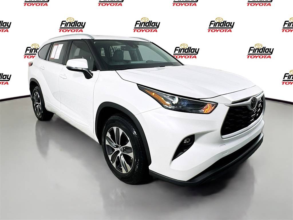 2023 Toyota Highlander XLE — SUV — 25,141 mi — Henderson, NV