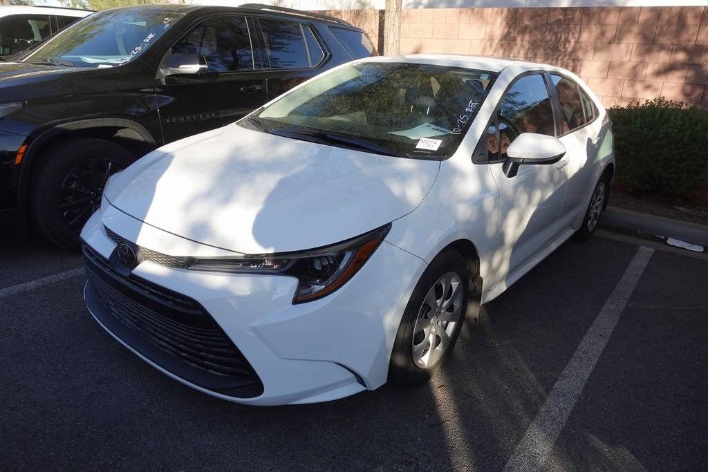 2025 Toyota Corolla LE — Sedan — 3,055 mi — Henderson, NV