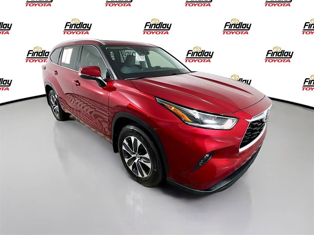 2021 Toyota Highlander XLE — SUV — 26,069 mi — Henderson, NV