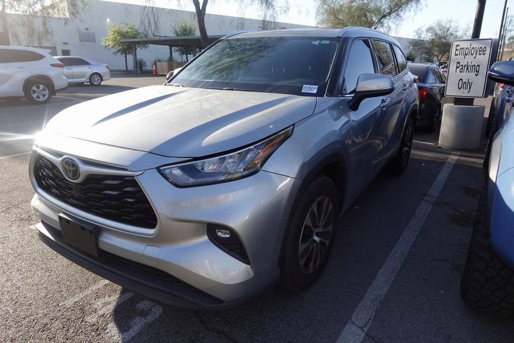 2020 Toyota Highlander XLE — SUV — 83,007 mi — Henderson, NV