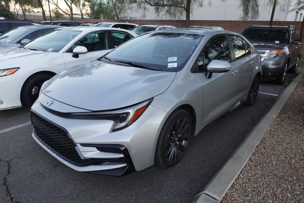 2025 Toyota Corolla Hybrid SE — Sedan — 17,452 mi — Henderson, NV