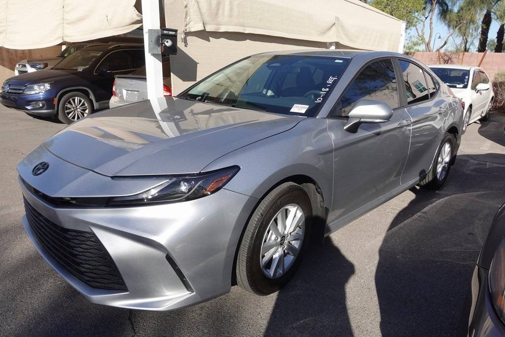 2025 Toyota Camry Hybrid LE — Sedan — 26,263 mi — Henderson, NV