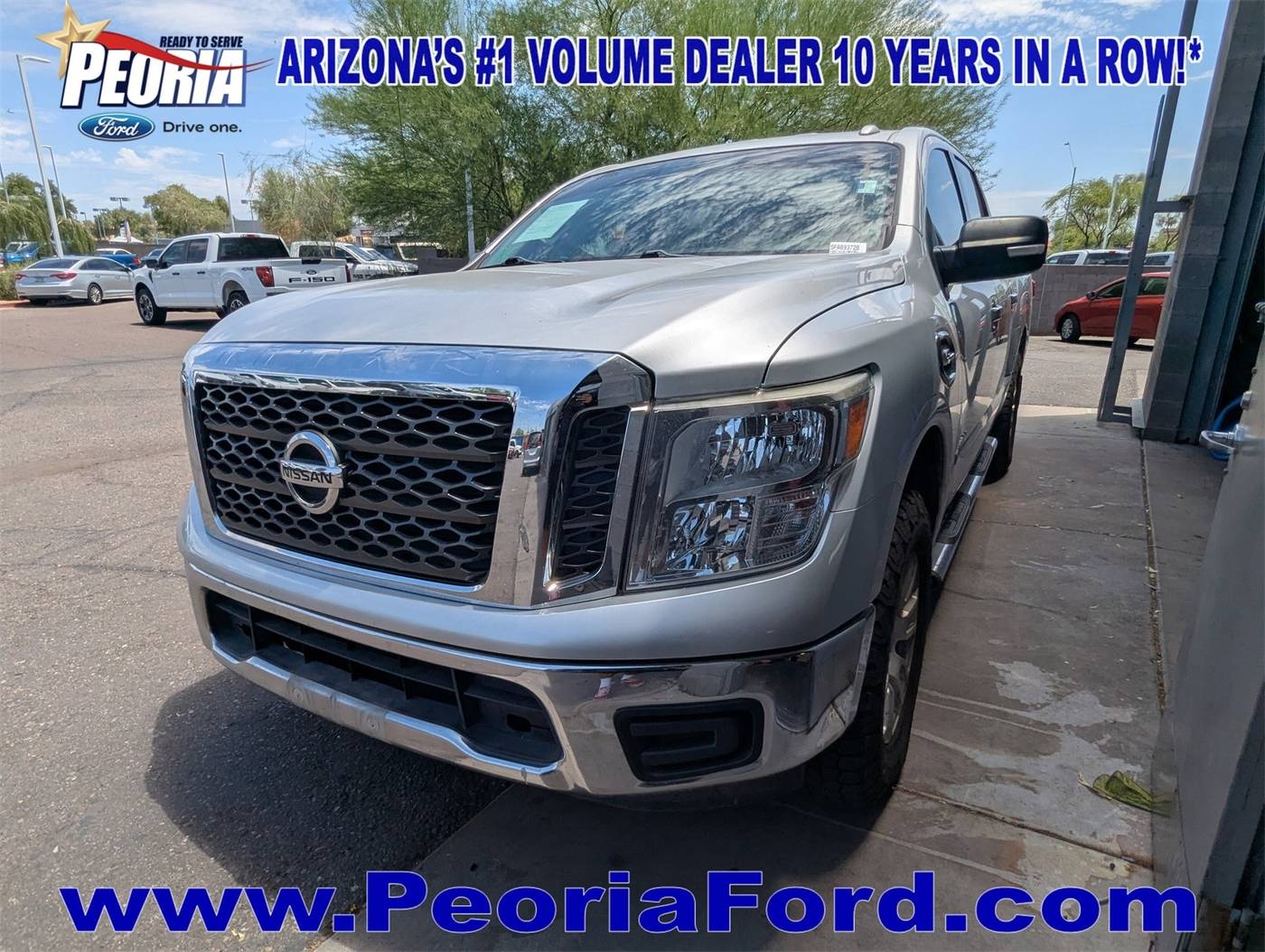2017 Nissan Titan SV — Pickup Truck — 90,125 mi — Peoria, AZ