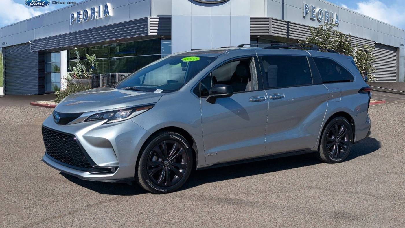 2021 Toyota Sienna XSE — Minivan — 64,994 mi — Peoria, AZ
