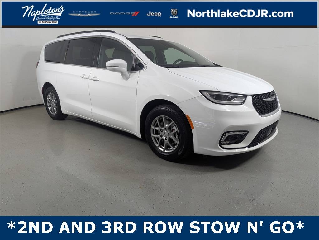 2022 Chrysler Pacifica Touring — Minivan — 32,771 mi — Lake Park, FL