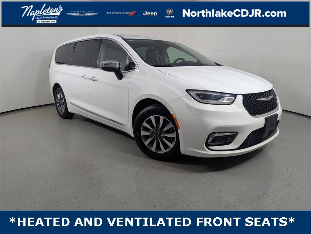 2023 Chrysler Pacifica Hybrid Limited — Minivan — 83,224 mi — Lake Park, FL
