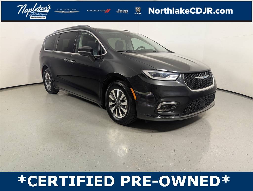 2021 Chrysler Pacifica Hybrid Touring L — Minivan — 57,369 mi — Lake Park, FL