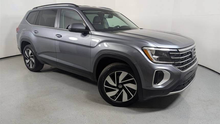2024 Volkswagen Atlas SE with Technology — SUV — 10,082 mi — Lake Park, FL