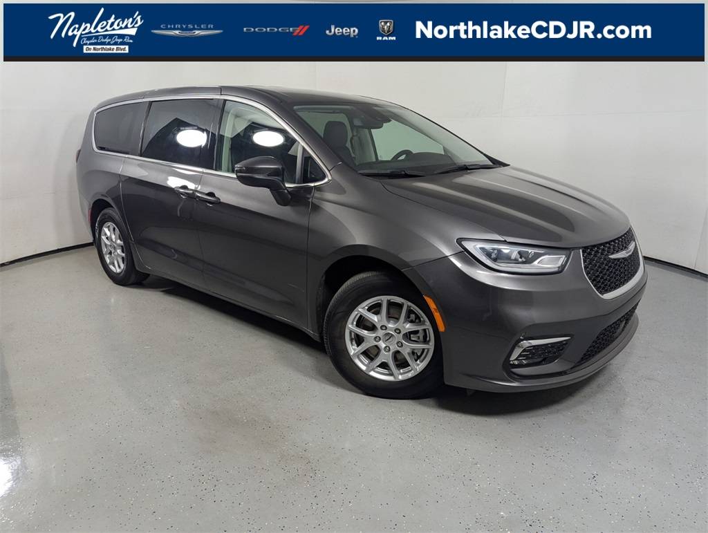 2023 Chrysler Pacifica Touring L — Minivan — 59,383 mi — Lake Park, FL