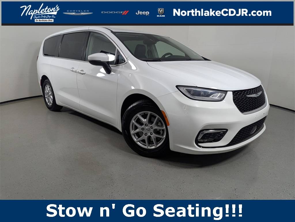 2023 Chrysler Pacifica Touring L — Minivan — 72,060 mi — Lake Park, FL