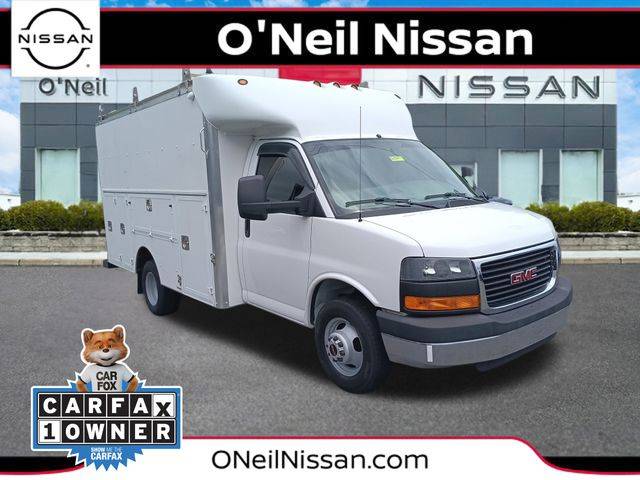 2016 GMC Savana Commercial Cutaway 3500 — Chassis Cab Truck — 52,583 mi — Warminster, PA