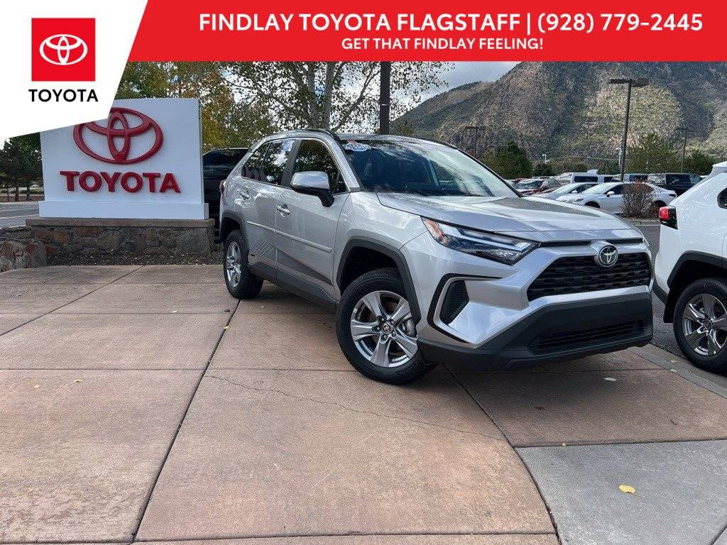 2025 Toyota RAV4 Hybrid XLE — SUV — 3,318 mi — Flagstaff, AZ