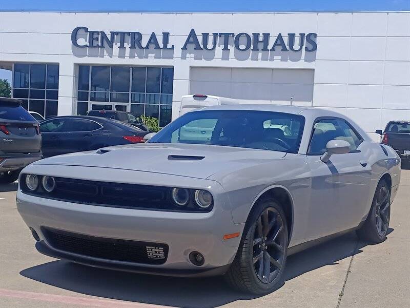 2021 Dodge Challenger SXT