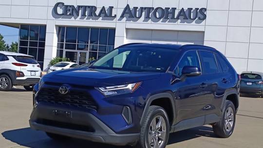 2023 Toyota RAV4 XLE — SUV — 43,874 mi — Dallas, TX