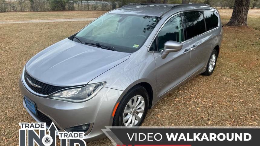 2017 Chrysler Pacifica Touring L — Minivan — 128,736 mi — Virginia Beach, VA