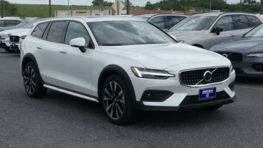2024 Volvo V60 Cross Country Ultimate — Wagon — 7,453 mi — Frederick, MD