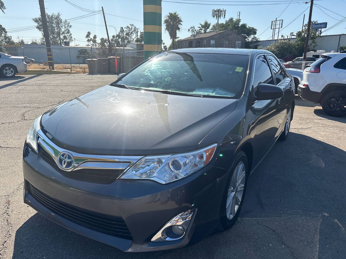 2012 Toyota Camry Hybrid XLE — Sedan — 87,674 mi — Bakersfield, CA