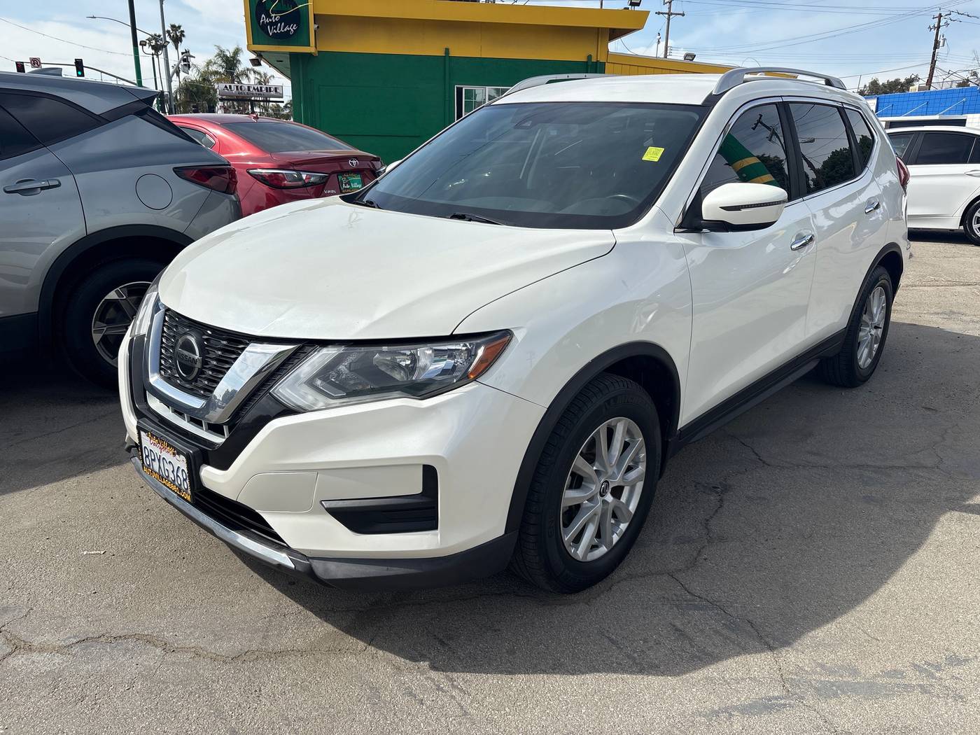 2020 Nissan Rogue SV — SUV — 98,066 mi — Bakersfield, CA