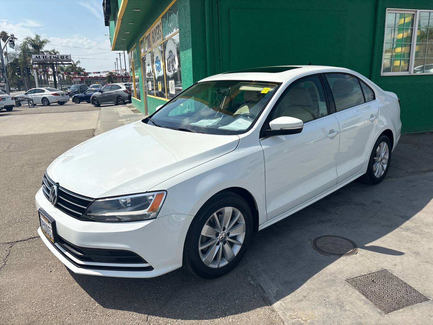 2016 Volkswagen Jetta 1.4T SE — Sedan — 70,442 mi — Bakersfield, CA