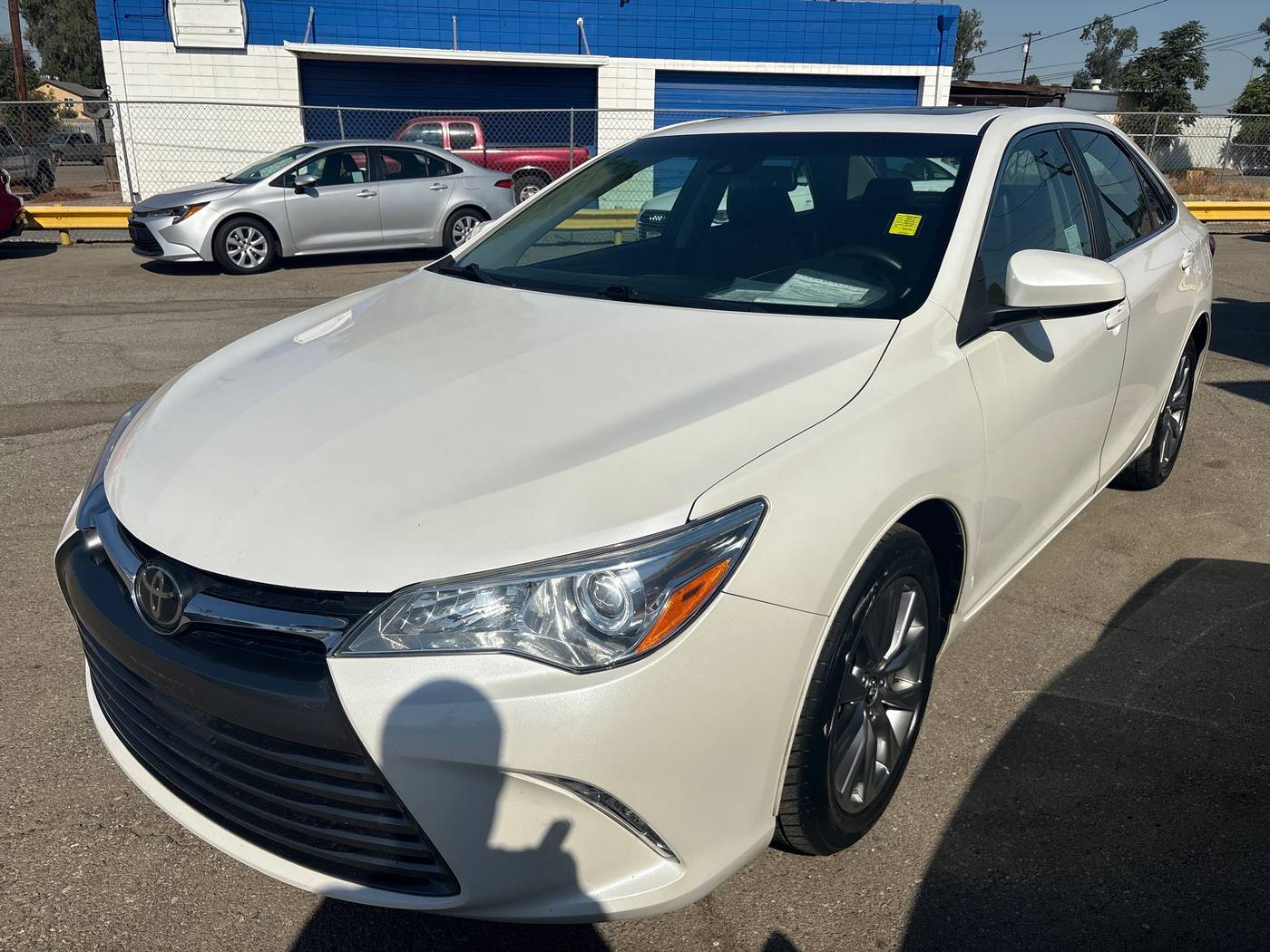 2016 Toyota Camry XLE — Sedan — 101,727 mi — Bakersfield, CA