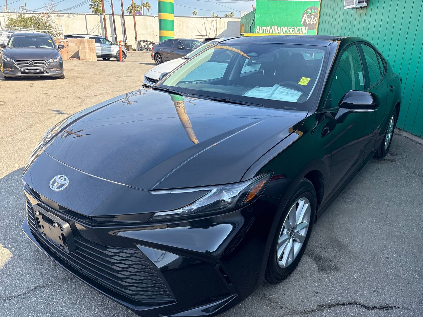 2025 Toyota Camry LE — Sedan — 9,867 mi — Bakersfield, CA