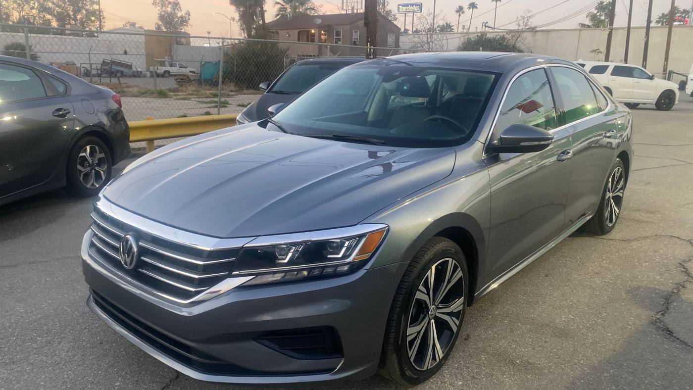 2021 Volkswagen Passat SE — Sedan — 63,754 mi — Bakersfield, CA