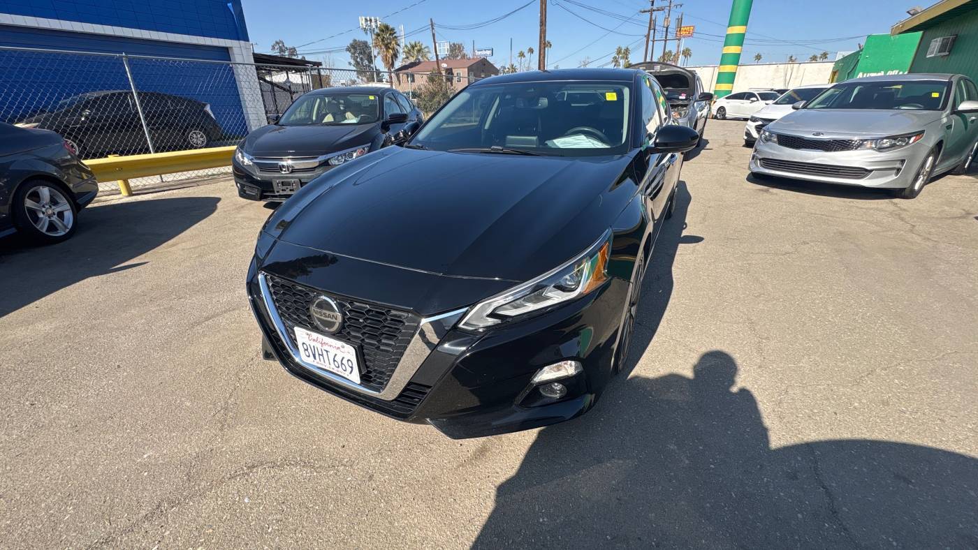 2019 Nissan Altima SL — Sedan — 78,872 mi — Bakersfield, CA