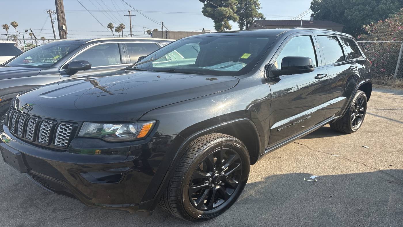 2019 Jeep Grand Cherokee Altitude — SUV — 83,628 mi — Bakersfield, CA
