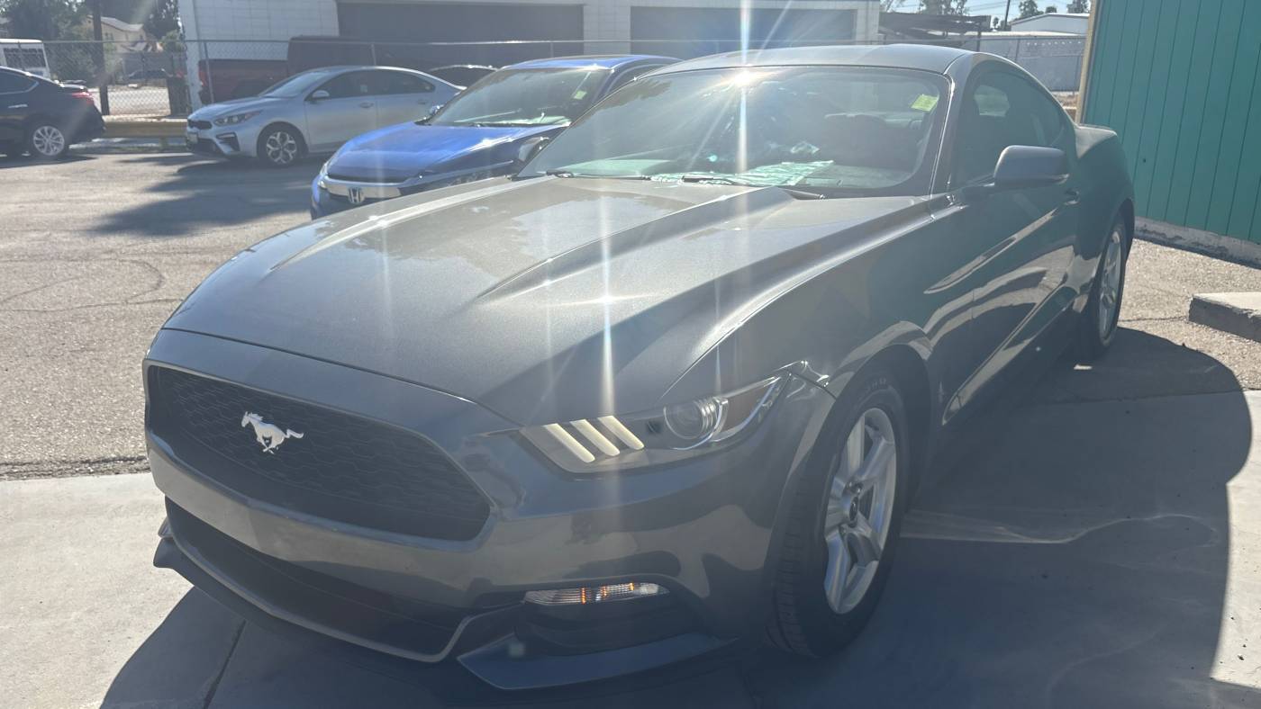 2017 Ford Mustang V6
