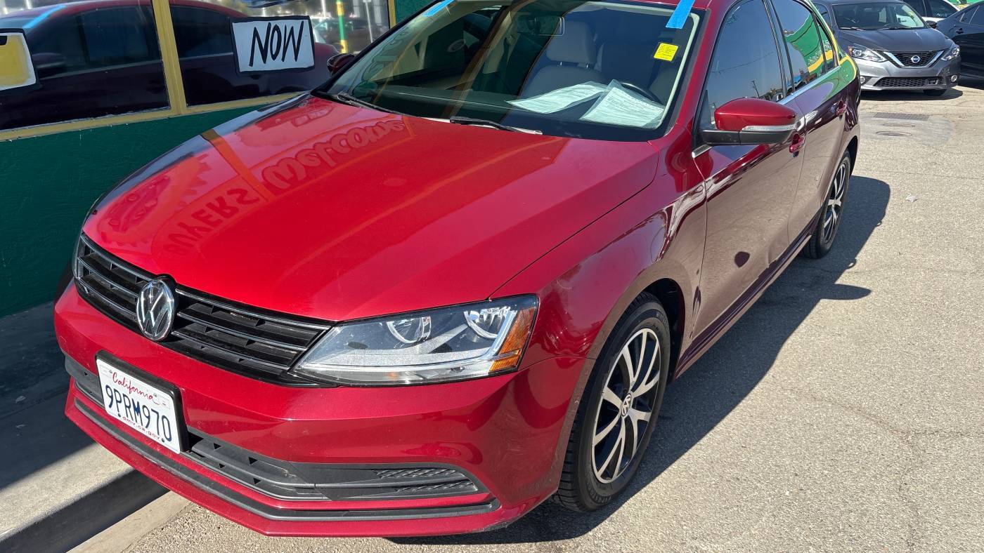 2017 Volkswagen Jetta 1.4T SE — Sedan — 83,495 mi — Bakersfield, CA